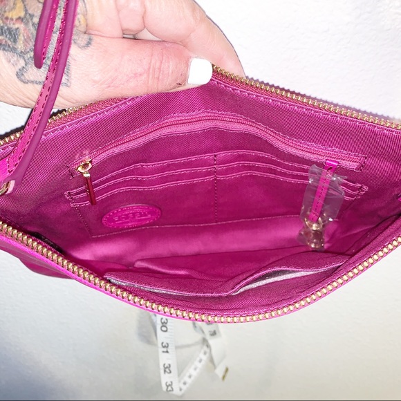 Fossil Bags Fossil Sydney Fuchsia Crossbody Nwot Poshmark
